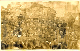 Αναμνηστική φωτογραφία Ελλήνων στρατιωτών στο Μικρασιατικό Μέτωπο